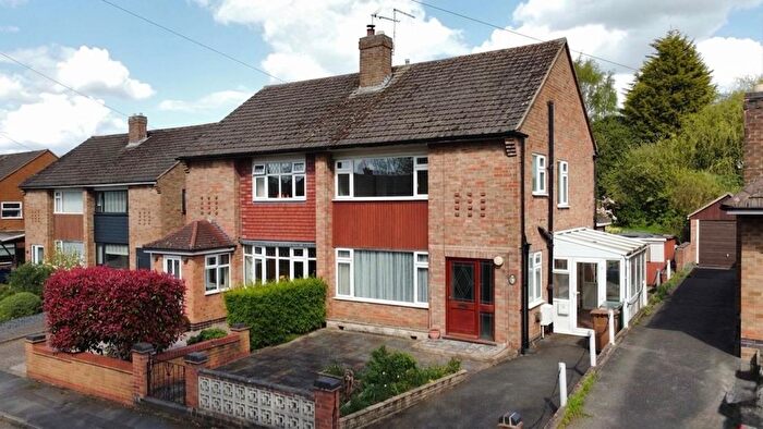3 Bedroom Semi Detached House For Sale In Garendon Close, Loughborough, LE12