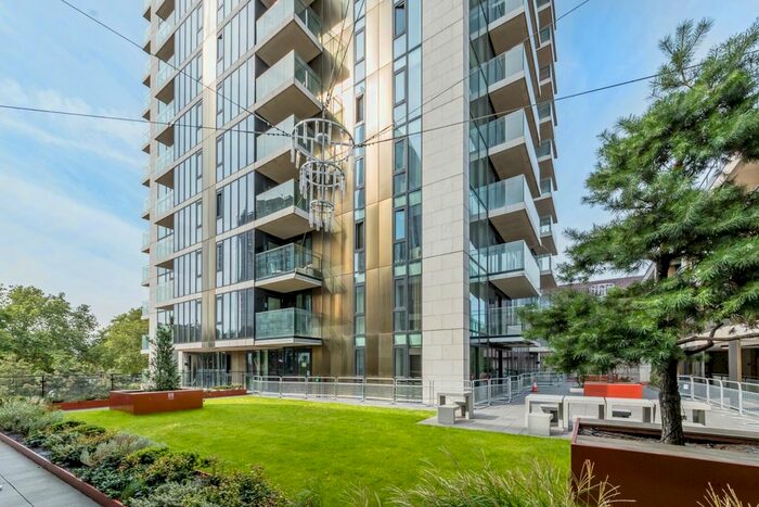 Studio To Rent In Brook Drive, One The Elepant, Elephant Amp; Castle, London, SE1