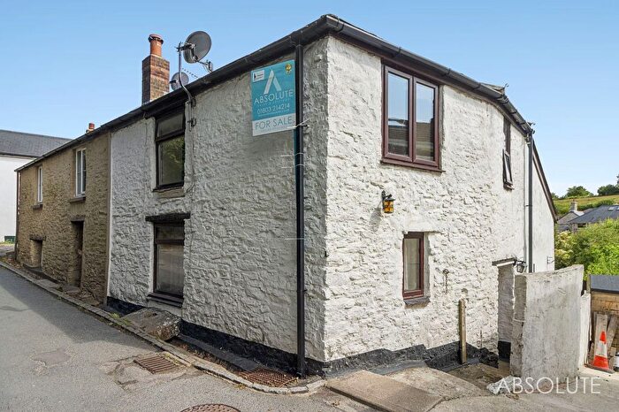 5 Bedroom Semi-Detached House For Sale In Stoke Gabriel Road, Galmpton, TQ5