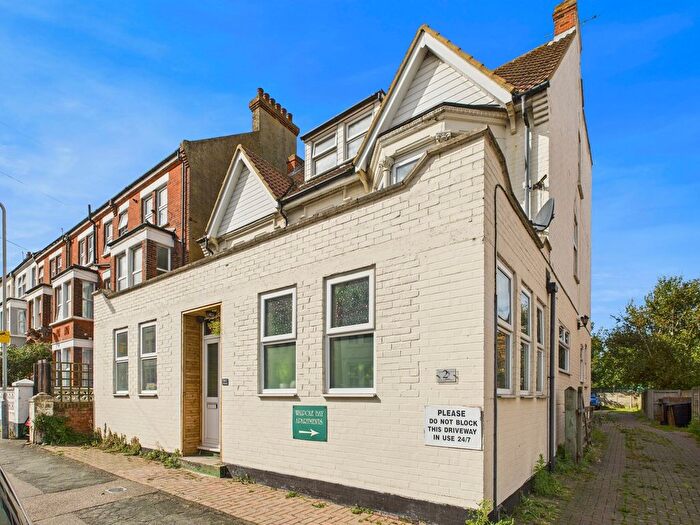1 Bedroom Flat For Sale In Norfolk Road, Cliftonville, Margate, CT9