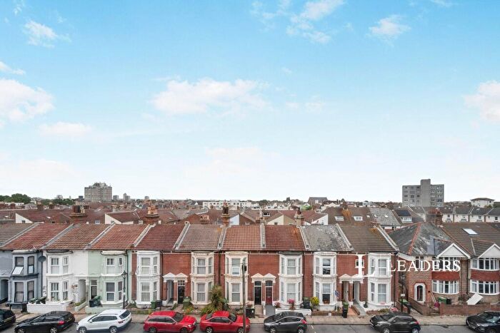 1 Bedroom Apartment To Rent In South Parade, Southsea, PO5
