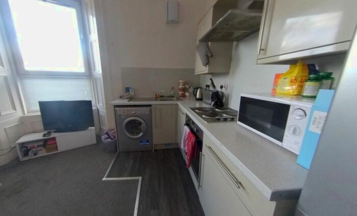 2 Bedroom Flat To Rent In Douglas Street, Stirling Town, Stirling, FK8