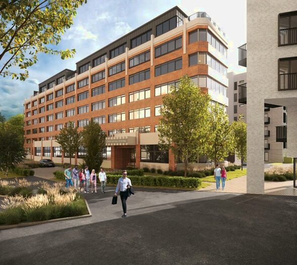 Studio To Rent In South Street, Romford, London, RM1