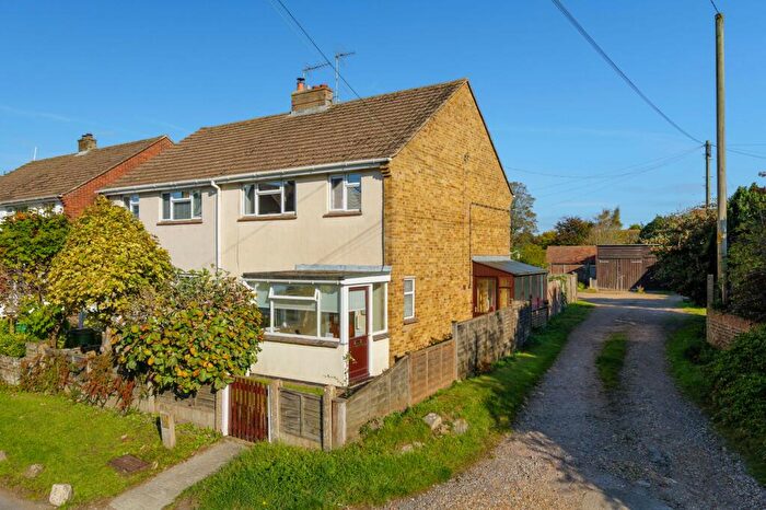 3 Bedroom Semi-Detached House For Sale In High Street, Lyminge, CT18