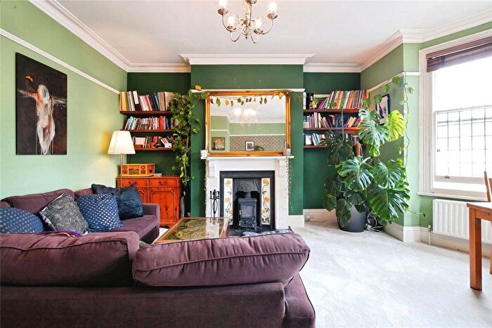 4 Bedroom Maisonette To Rent In Clarendon Villas, Hove, East Sussex, BN3