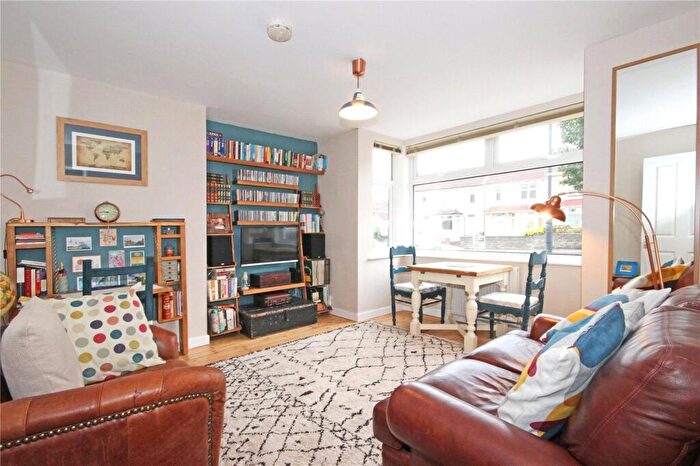 1 Bedroom Apartment For Sale In Muller Road, Horfield, Bristol, BS7