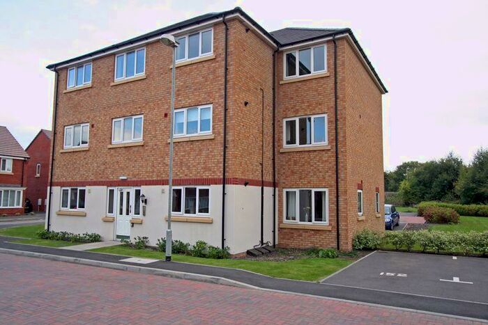 2 Bedroom Flat To Rent In Halt Mews, Kingswinford, DY6