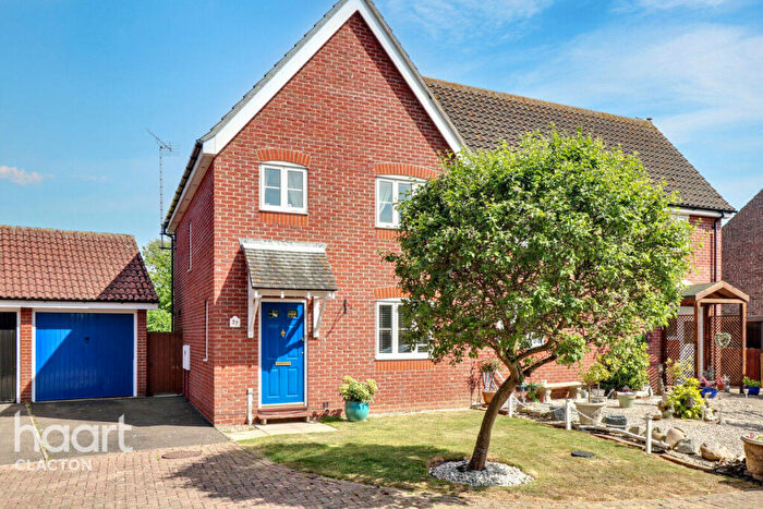 3 Bedroom Semi-Detached House For Sale In Elthorne Park, Clacton-On-Sea, CO16