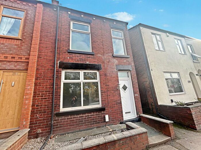 3 Bedroom End Of Terrace House To Rent In Church Street, Westhoughton, BL5