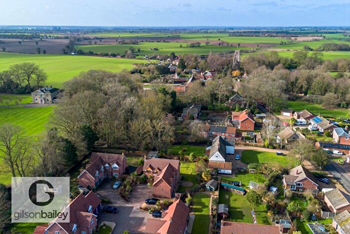 4 Bedroom Detached House For Sale In Dawdys Court, Halvergate, NR13