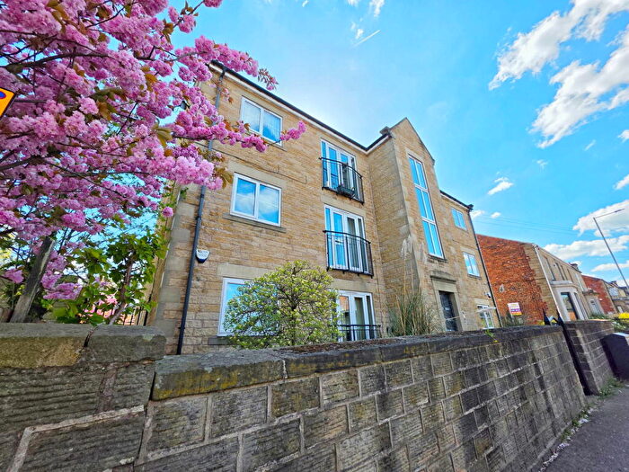 2 Bedroom Apartment For Sale In Dodworth Road, Barnsley, S70