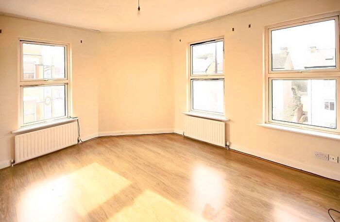 1 Bedroom Flat To Rent In London Road, Thornton Heath, CR7