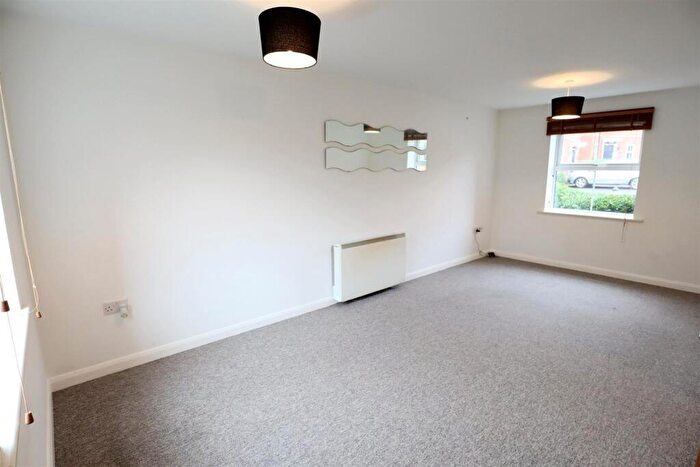 2 Bedroom Apartment To Rent In Linnet Court, Uppingham, Rutland, LE15