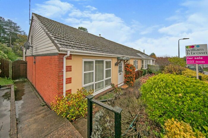 3 Bedroom Semi-Detached Bungalow For Sale In Greenways, Sutton Heath, Woodbridge, IP12