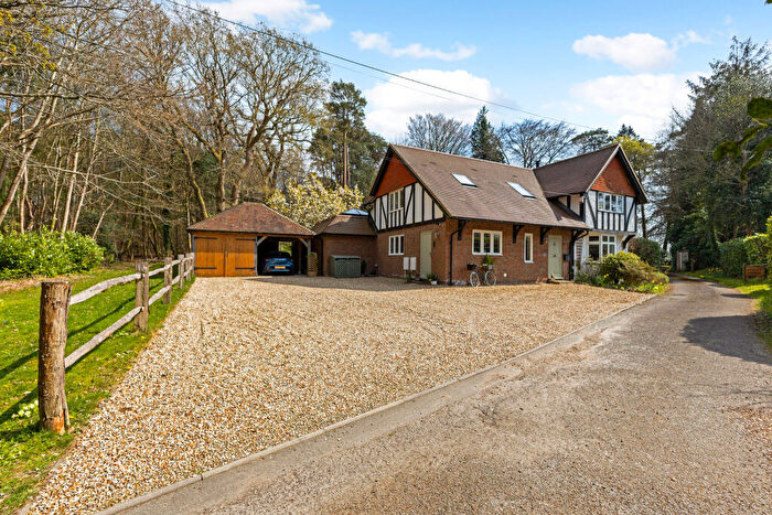 4 Bedroom Detached House For Sale In Marley Common, Haslemere, GU27