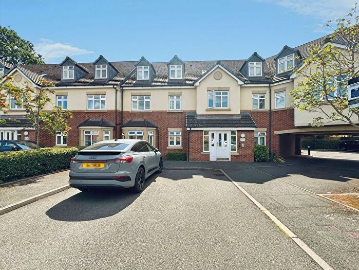 1 Bedroom Flat For Sale In Hailwood Drive, Great Barr, Birmingham, B43