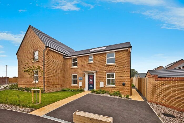 3 Bedroom Semi-Detached House For Sale In Round Common Walk, Stalbridge, Sturminster Newton, DT10