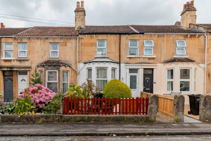 6 Bedroom Terraced House To Rent In Lorne Road, Bath, BA2