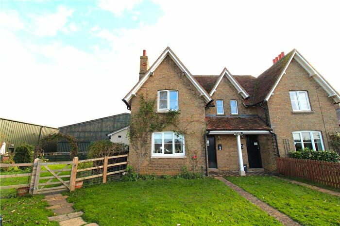 3 Bedroom Semi-Detached House To Rent In Home Farm Cottages, Old Warden Park, SG18