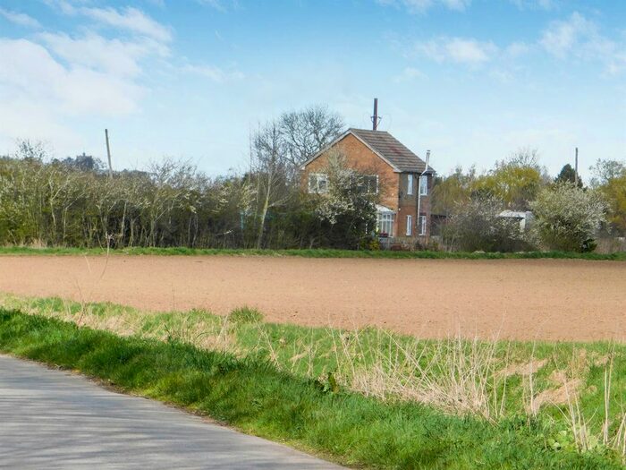 3 Bedroom Detached House For Sale In Burgh Lane, Bratoft, Skegness, PE24