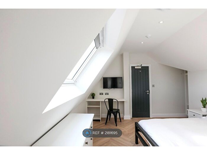 6 Bedroom Terraced House To Rent In Connaught Road, Liverpool, L7