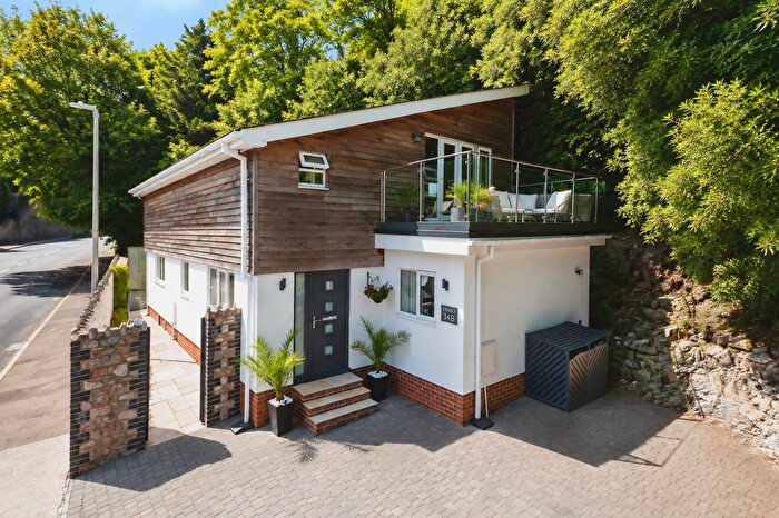 3 Bedroom Detached House For Sale In Ilsham Road, Torquay, TQ1