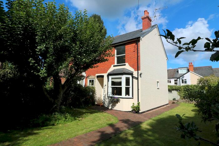 2 Bedroom Semi-Detached House To Rent In Spring Gardens, Dorking, RH4