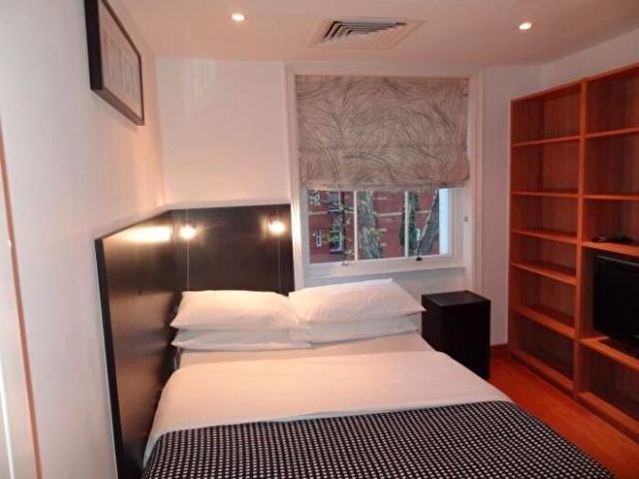 1 Bedroom Studio To Rent In - Cartwright Gardens, London, Greater London, WC1H