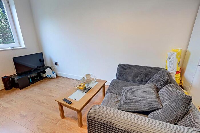 2 Bedroom Flat To Rent In Apartment - Berwick Street, Liverpool, L6