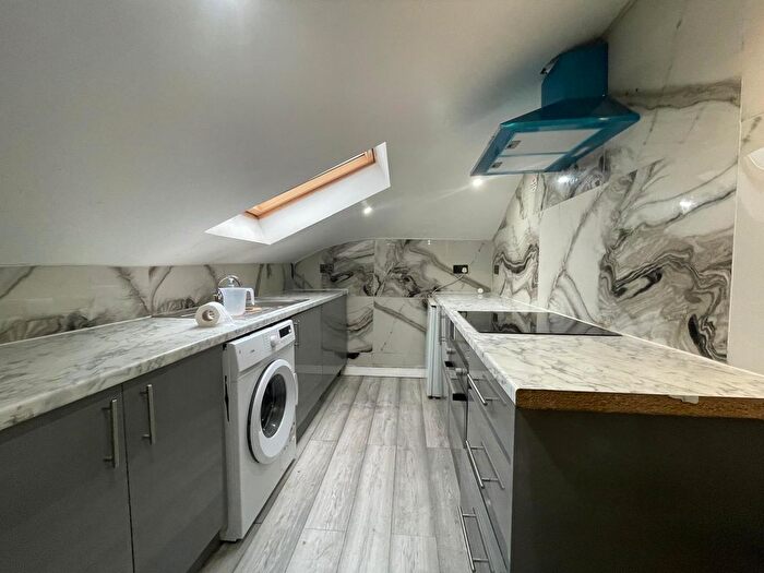 Studio To Rent In Southall, UB2