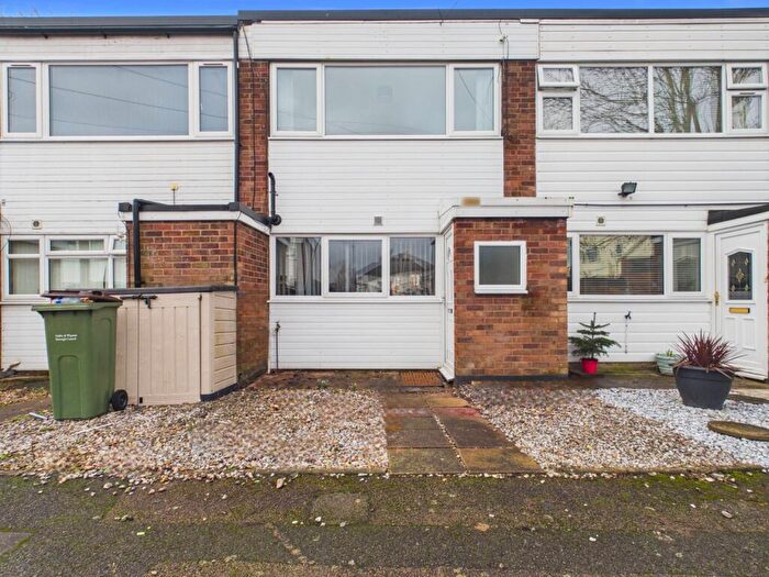 2 Bedroom Terraced House For Sale In Aylestone Lane, Wigston, Leicestershire, LE18