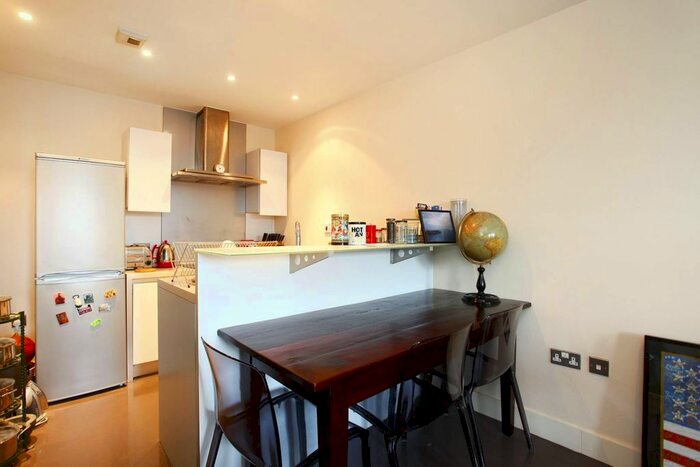 1 Bedroom Flat To Rent In The Timberyard, Hoxton, London, N1