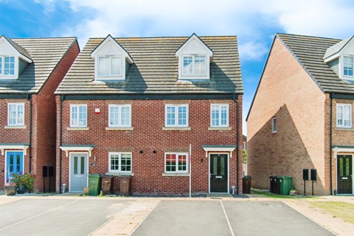 3 Bedroom Semi-Detached House For Sale In Alder Crescent, Normanton, WF6