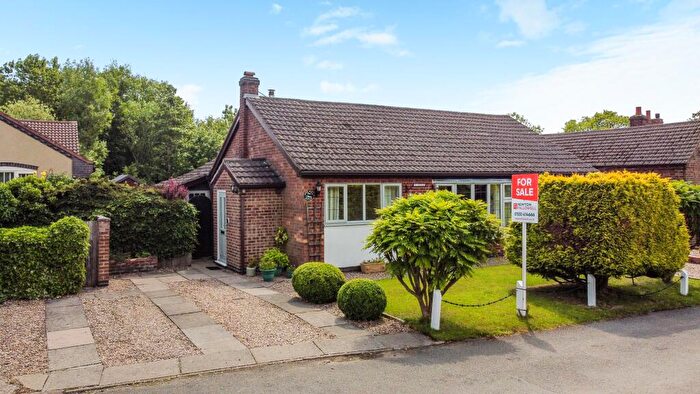 3 Bedroom Detached Bungalow For Sale In The Green, Newton Burgoland, LE67