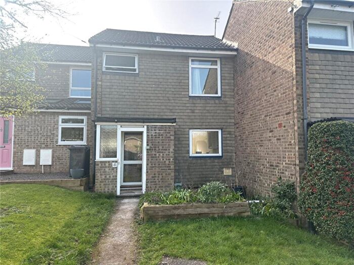 4 Bedroom Terraced House To Rent In Arthur Close, Farnham, United Kingdom, GU9