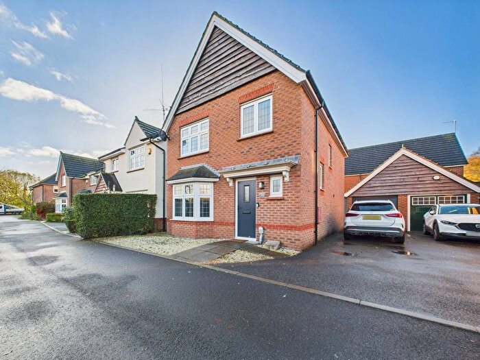 3 Bedroom Detached House For Sale In Swift Close, Cottingham, HU16