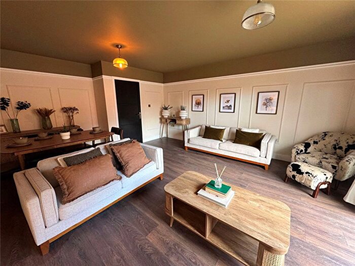 3 Bedroom Semi Detached House For Sale In Berkeley Road, Birmingham, West Midlands, B25