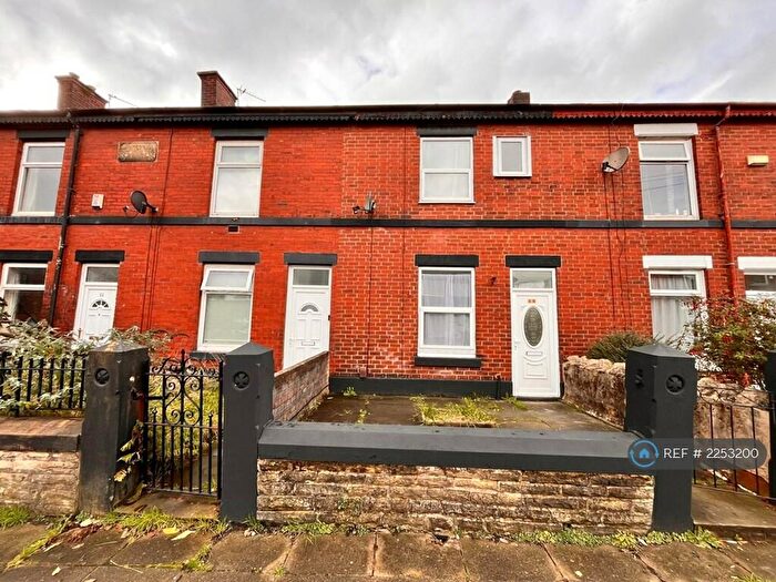 3 Bedroom Terraced House To Rent In Knowles Street, Radcliffe, Manchester, M26