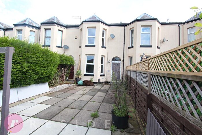 3 Bedroom Terraced House For Sale In Heywood Road, Castleton, Rochdale, OL11
