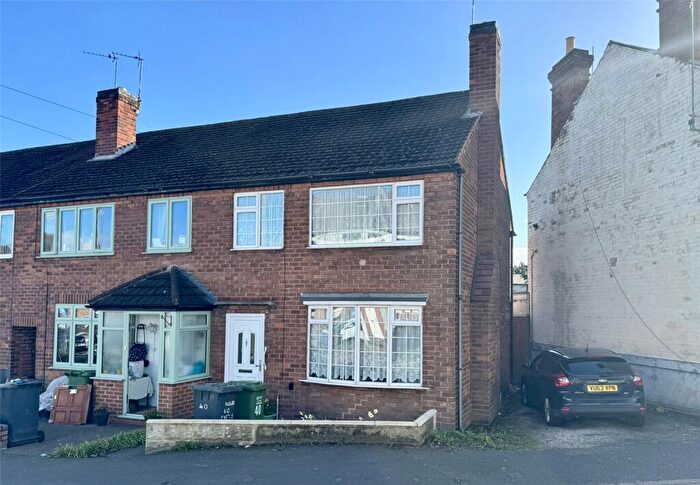 3 Bedroom End Of Terrace House For Sale In Castle Road, Kidderminster, Worcestershire, DY11