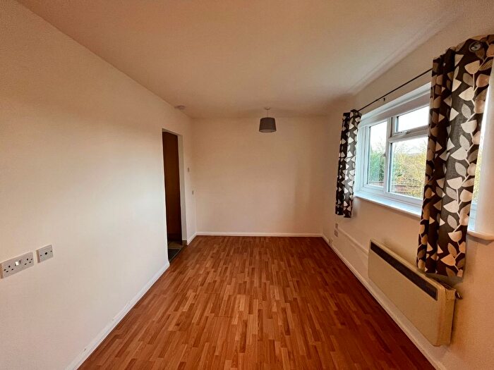 1 Bedroom Studio To Rent In St. Johns Close, Daventry, Northamptonshire, NN11