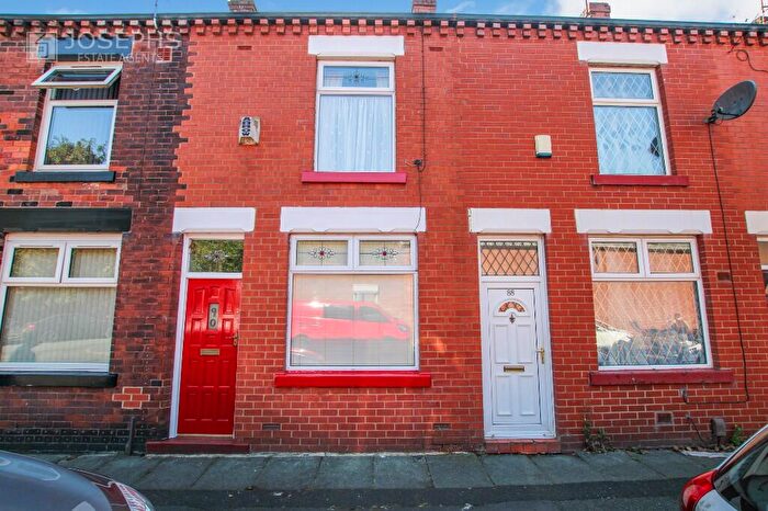2 Bedroom Terraced House To Rent In Rothwell Street, Bolton, Greater Manchester, BL3