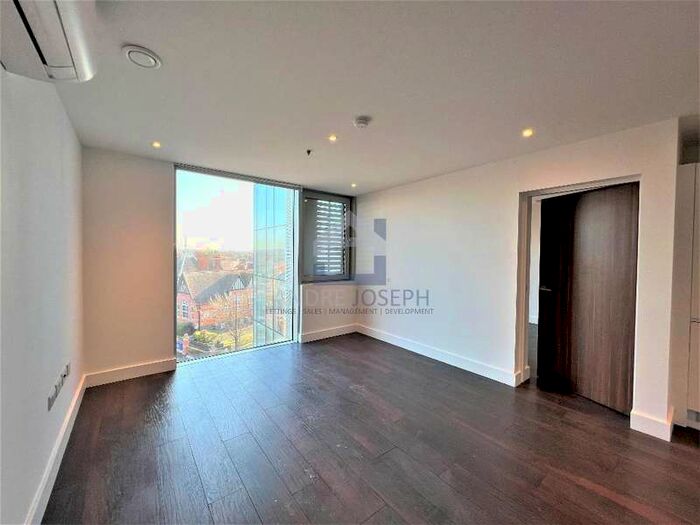 2 Bedroom Apartment To Rent In Britannia Point, Colliers Wood, SW19