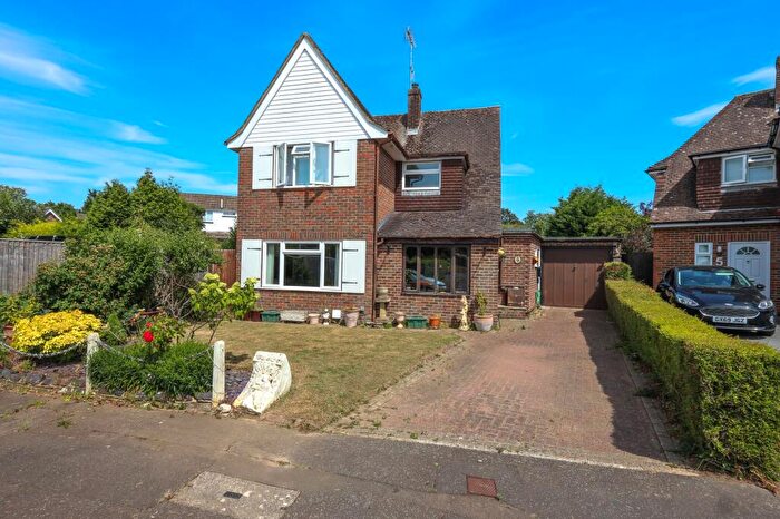 3 Bedroom Detached House For Sale In Inholmes Close, Burgess Hill, RH15