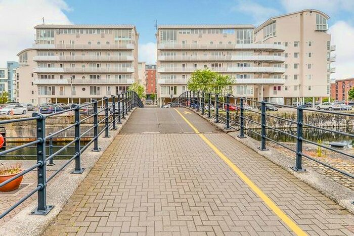 2 Bedroom Flat To Rent In Royal Quay, Liverpool, L3