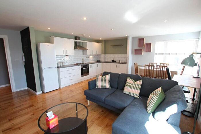 2 Bedroom Apartment To Rent In Ludgate Hill, Manchester, M4