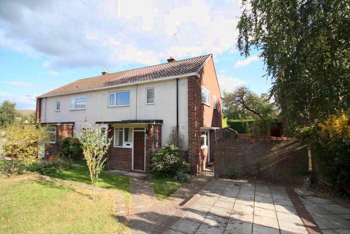 3 Bedroom Semi-Detached House To Rent In Sylvester Road, Maidenhead, SL6
