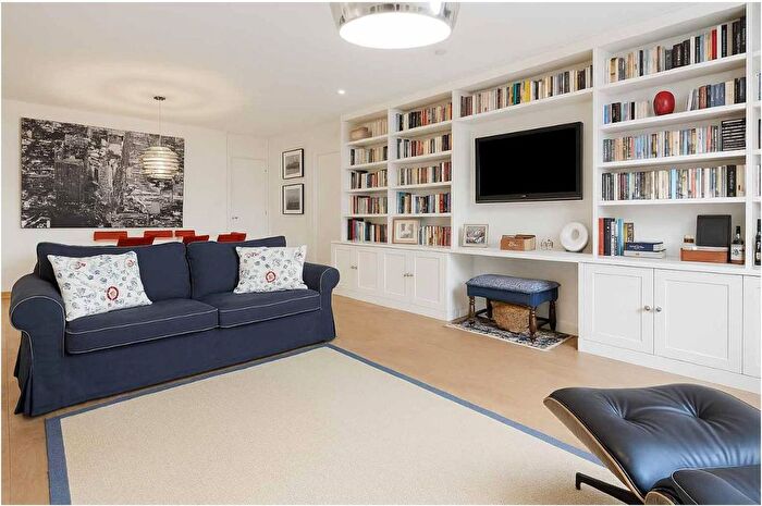 2 Bedroom Flat To Rent In Emperors Gate, London, SW7