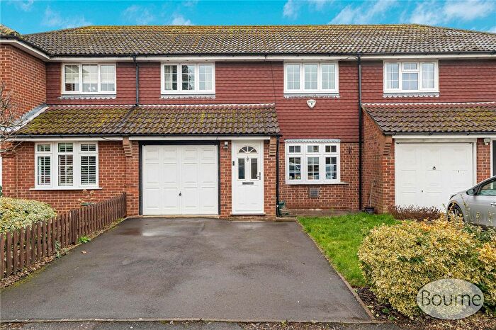 4 Bedroom Terraced House For Sale In The Cedars, Guildford, Surrey, GU1