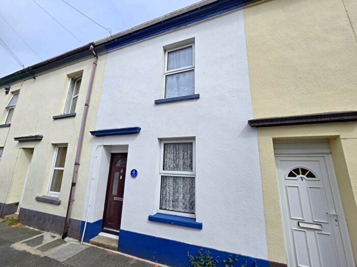2 Bedroom Terraced House For Sale In Hyfield Place, Bideford, EX39
